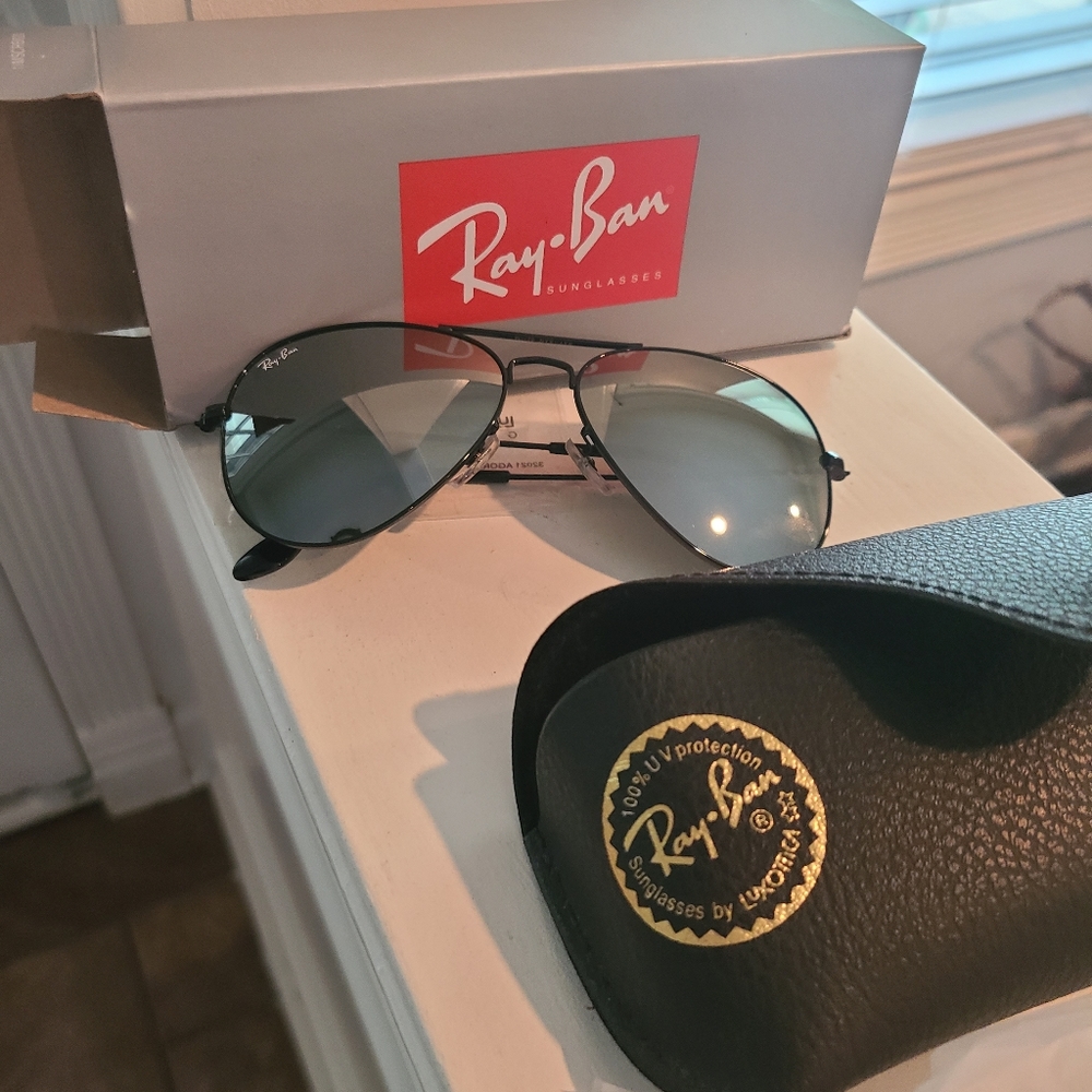 Ray bans